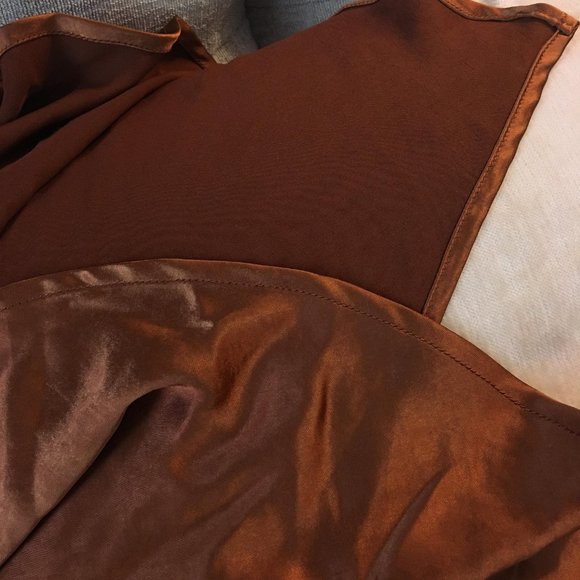 NWT SELFIE LESLIE WELL VERSED Pleated Bust Chocolate Satin Front Slit Dress - Picture 4 of 7